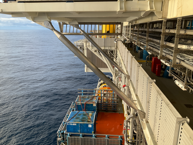 Duplex compression struts on Aasta-Hansteen